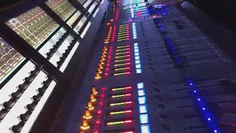 Soundcraft VI-7000 compressors working