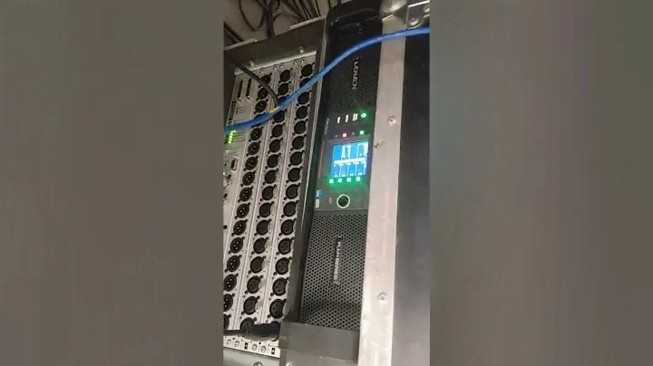 @Soundcraft Vi1 Live mixer