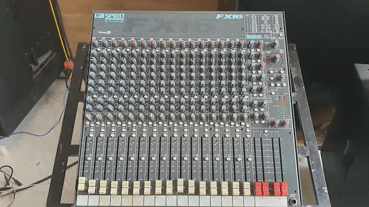 mixer soundcraft spirit fx16 made in england hàng siêu đẹp