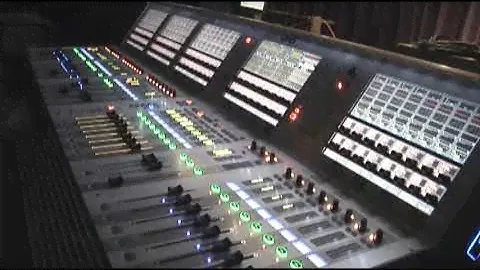 Vi series SoundCraft mixing console