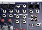 Soundcraft EPM6 микшерный пульт 6 моно, 2 стерео, 2 Aux, фейдеры 60 мм, монтаж в рэк