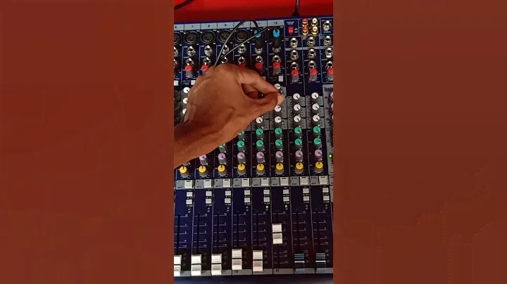 Mixer Soundcraft mfx 12/2